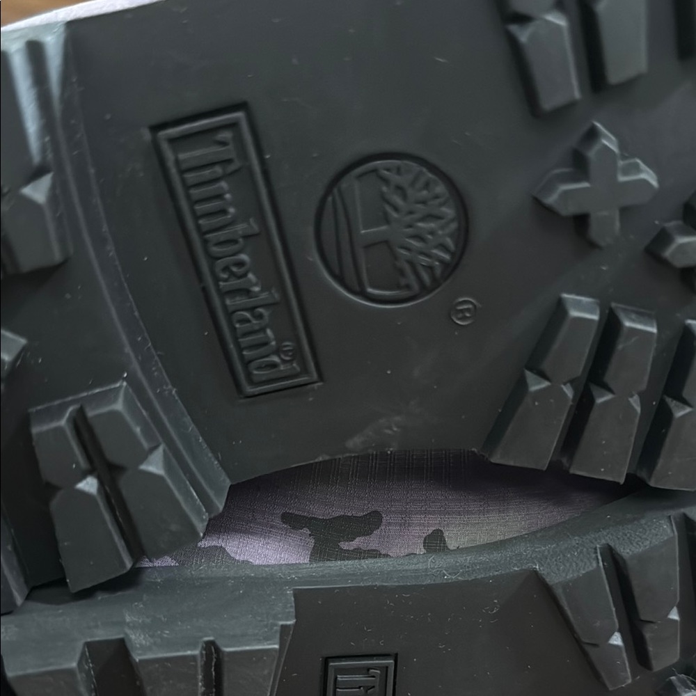 Timberland Gray, Purple and Black Ankle Boots with Camo Design - Picture 7 of 9